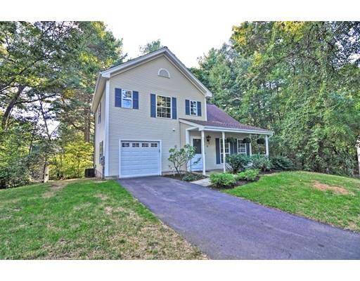 11 Balcom Drive, Foxboro, MA 02035