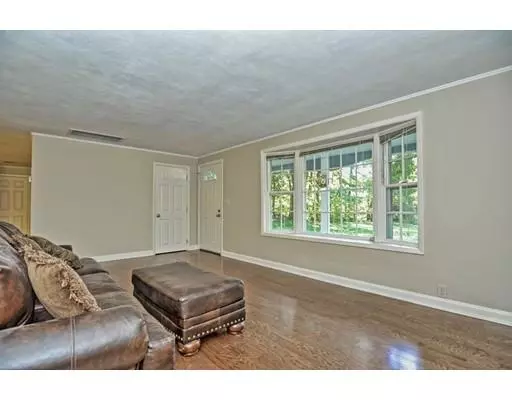Framingham, MA 01701,25 Juniper Lane