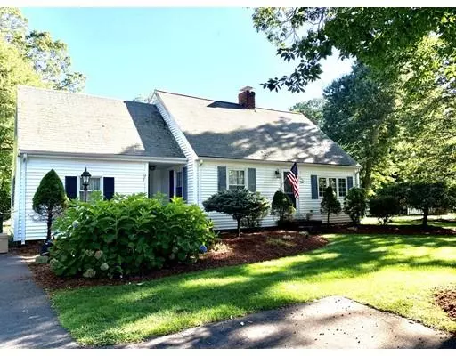 54 Dwelley St, Pembroke, MA 02359