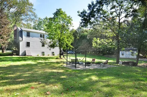 Westfield, MA 01085,962 Russell Rd