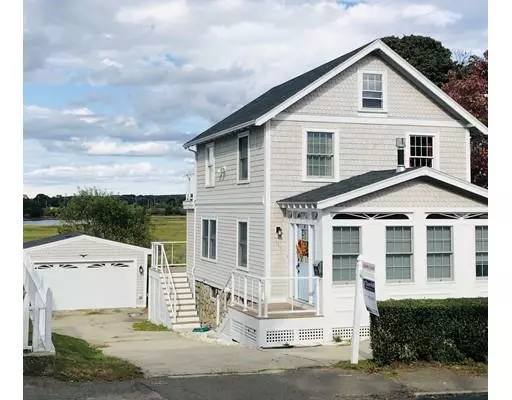 119 Essex Avenue, Gloucester, MA 01930