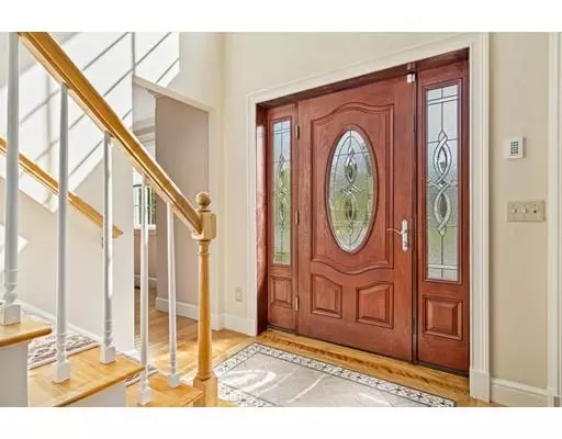 Saugus, MA 01906,33 Blacksmith Way