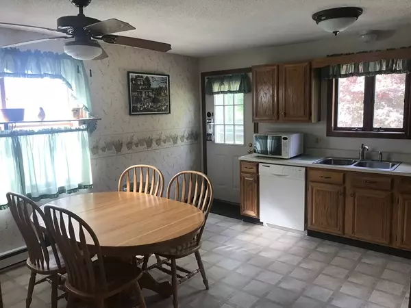 Agawam, MA 01001,34-36 Ellison Ave