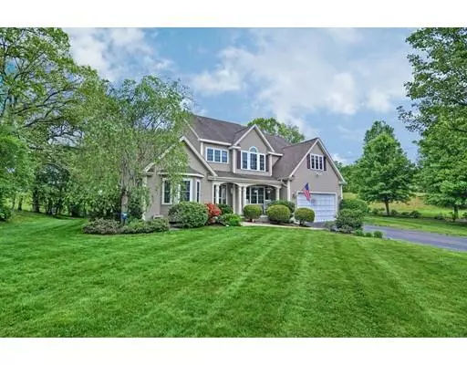 21 Willowbe Ct, North Attleboro, MA 02760