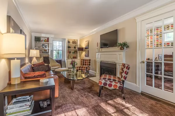 Newton, MA 02465,155 Auburndale Avenue