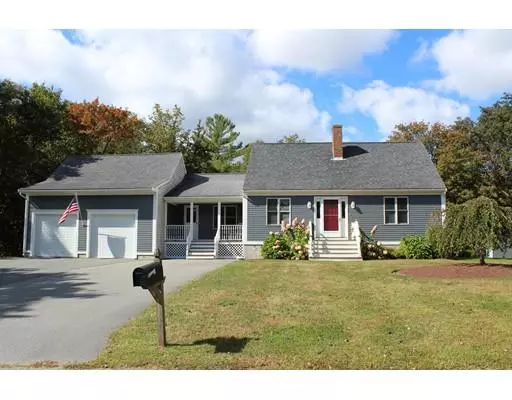 Tiverton, RI 02878,230 Holly Cir