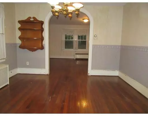 Paxton, MA 01612,109 Pleasant St