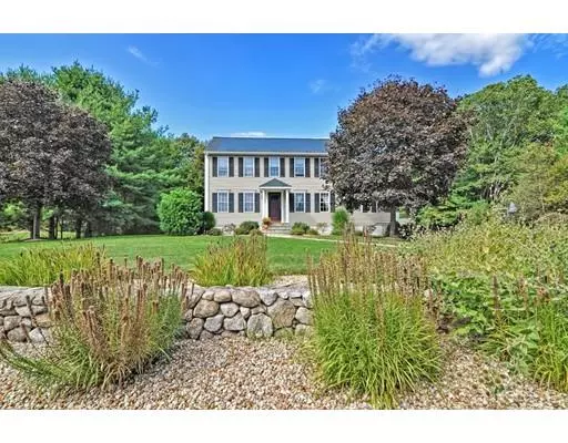 16 Debra Rd, Millville, MA 01529