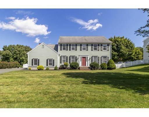 35 Culloden Dr, Canton, MA 02021