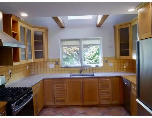 Amherst, MA 01002,1488 S East St