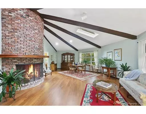 West Newbury, MA 01985,189 Ash St