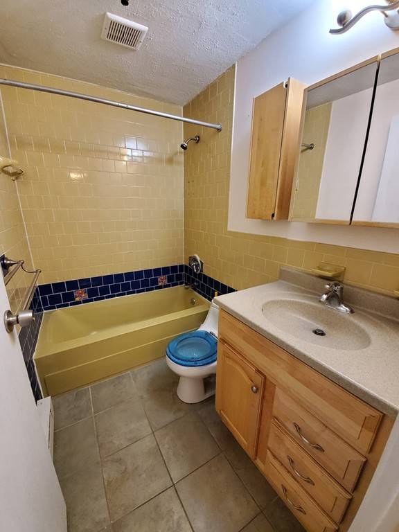 Quincy, MA 02171,115 W Squantum St #315