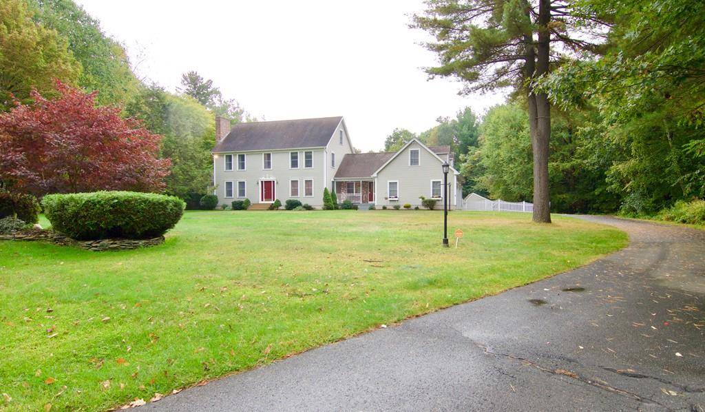 696 Woodland Way, Russell, MA 01071