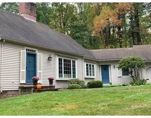 Topsfield, MA 01983,15 Thompson Lane