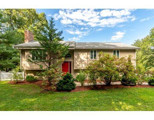 749 North St, Walpole, MA 02081