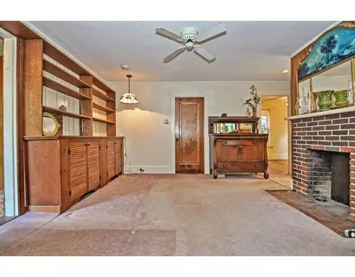 Wellesley, MA 02482,10 Stonecleve