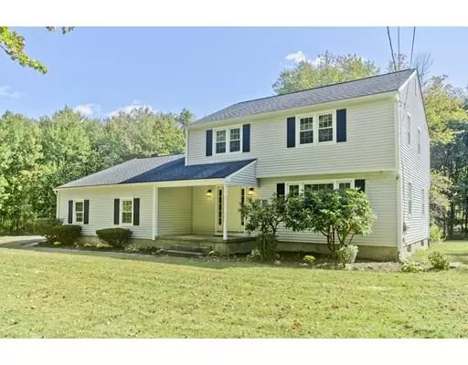 21 Bennett Rd, Wilbraham, MA 01095