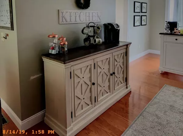 East Longmeadow, MA 01028,337 Pinehurst Dr #337