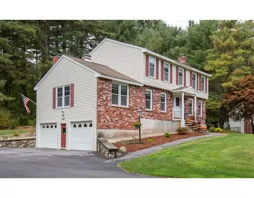 34 Sugar Pine Ln, Methuen, MA 01844