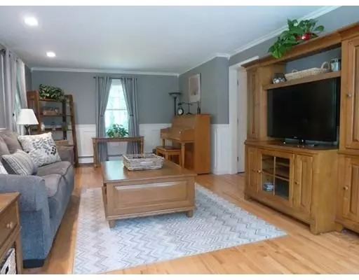 Paxton, MA 01612,16 Lancelot Dr