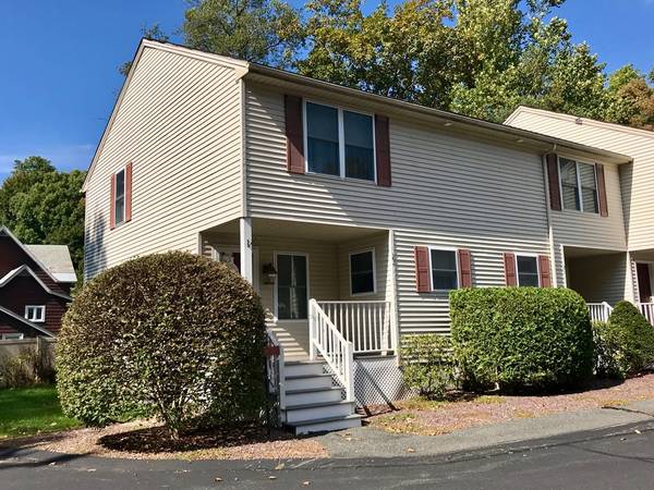 Greenfield, MA 01301,23 Cedar Glen #23