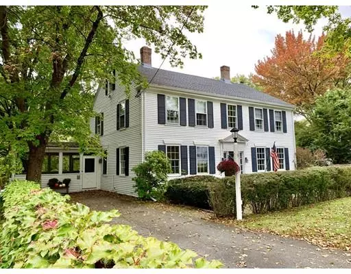 9 North St, Grafton, MA 01519