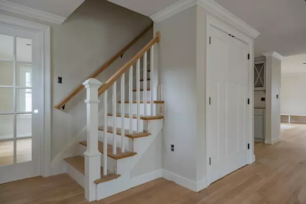 Winchester, MA 01890,11 Bonad Road