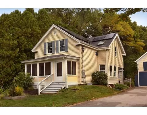 94 Maple St, West Newbury, MA 01985