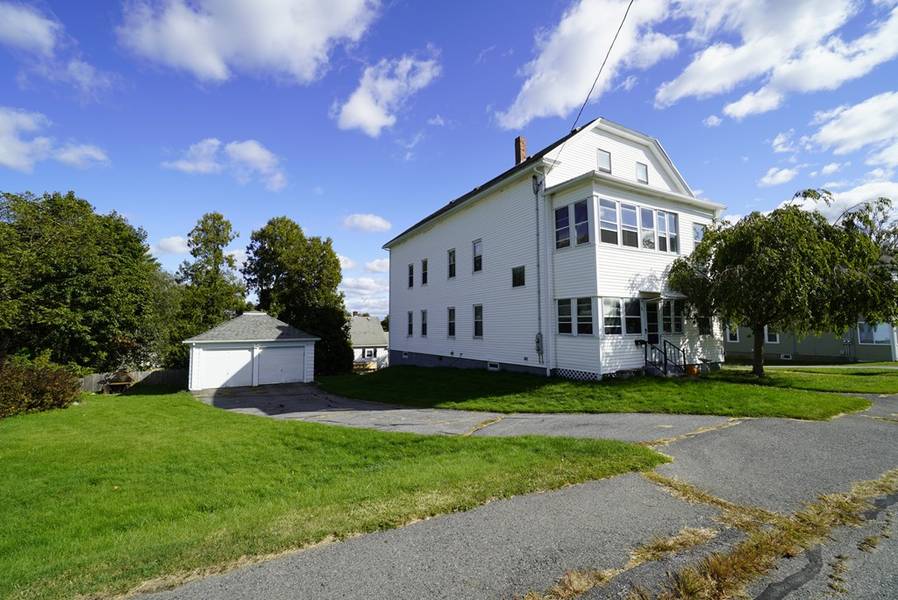 30 Everett Avenue, Webster, MA 01570