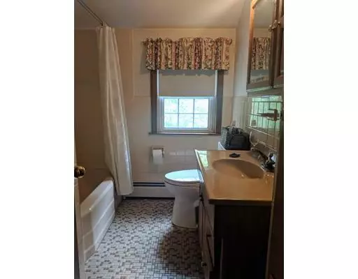 Dedham, MA 02026,12 Mayfair