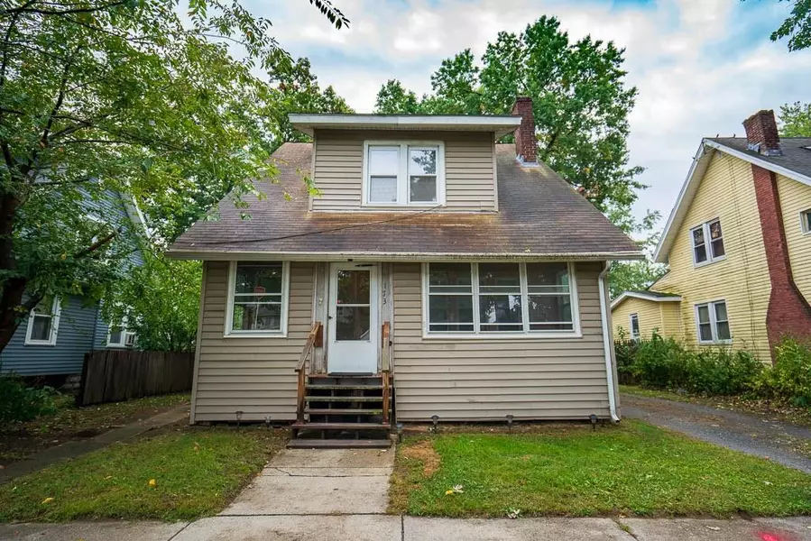 173 Phoenix Ter, Springfield, MA 01104