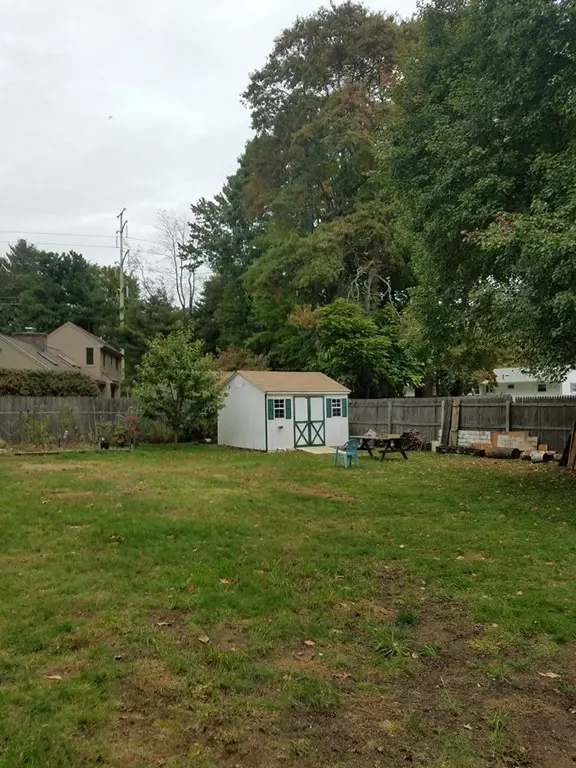 Agawam, MA 01001,20-22 Gale Street