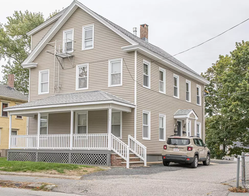 Taunton, MA 02780,163 School Street