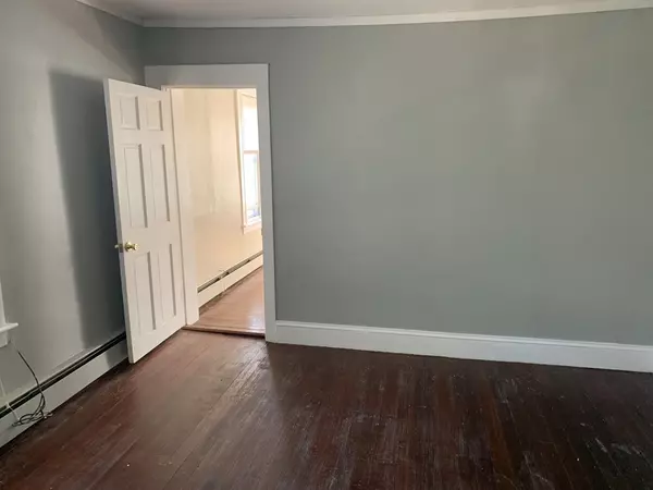 North Attleboro, MA 02760,53 Jay St