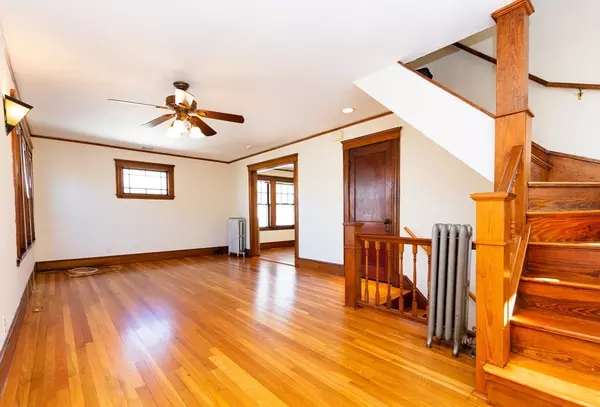 14 Maplewood St #14, Watertown, MA 02472