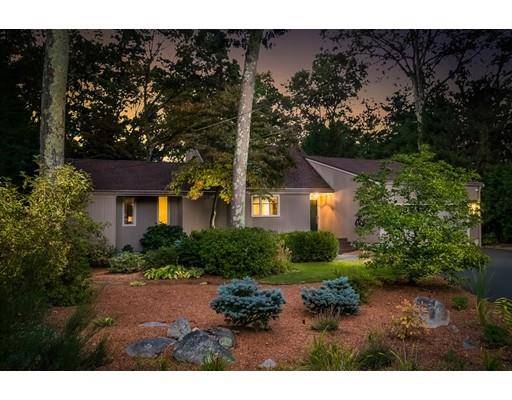 6 Ridge View Court, Smithfield, RI 02917