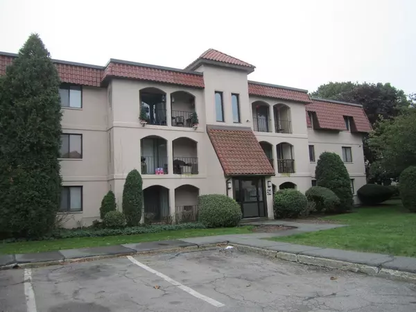 Brockton, MA 02301,685 Oak St - Building 24 #10