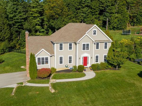 6 Highland Ln, Sturbridge, MA 01518