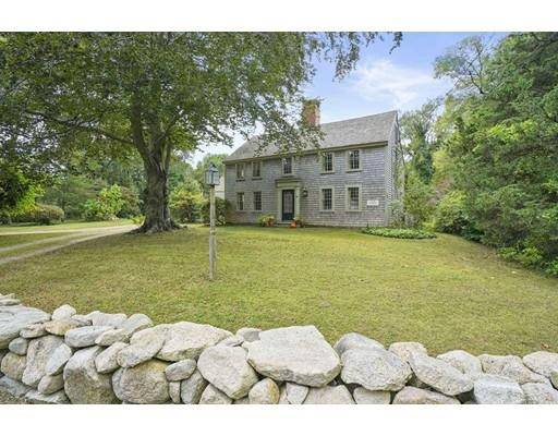 66 Summer St, Duxbury, MA 02332