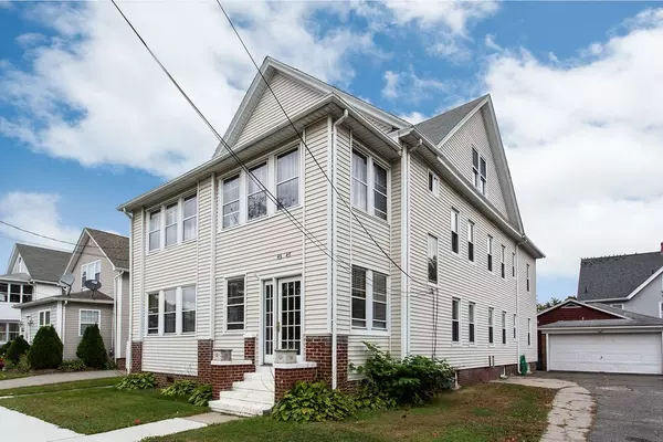 45-47 Devens St, Springfield, MA 01151