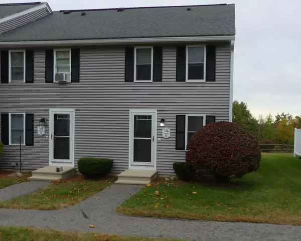 124 Olde Colonial Dr #6, Gardner, MA 01440