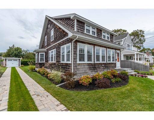 14 Worcester Ct, Falmouth, MA 02540