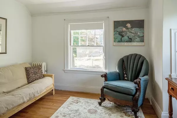 Newton, MA 02458,1 Barnes Road