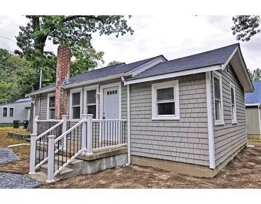 88 Pine Grove Ave, Hanson, MA 02341