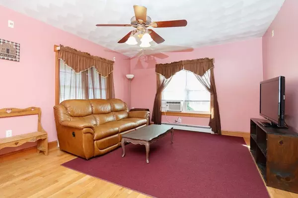 Oxford, MA 01537,626 Main St