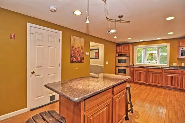 Sturbridge, MA 01566,5 Ladd Rd