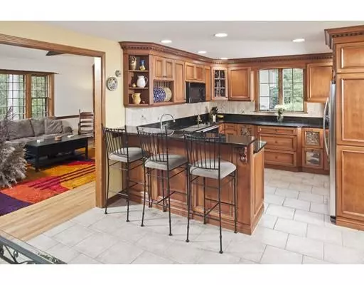 Duxbury, MA 02332,30 Elis Lane