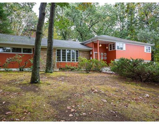 47 Ridge Rd, Longmeadow, MA 01106