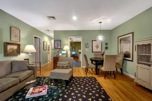 Brookline, MA 02445,30 Cameron Street #5