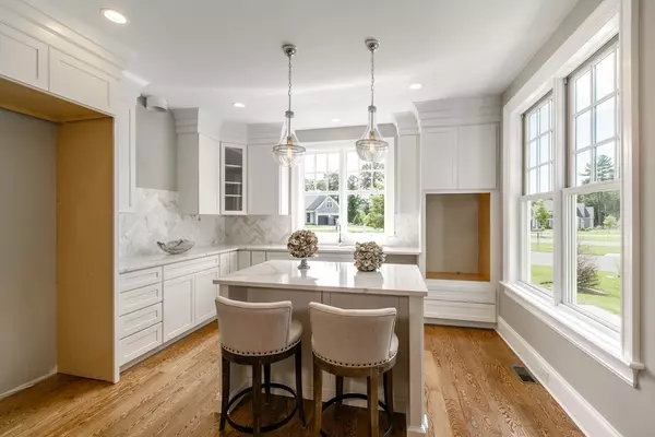 Carlisle, MA 01741,13 Garrison Way #13